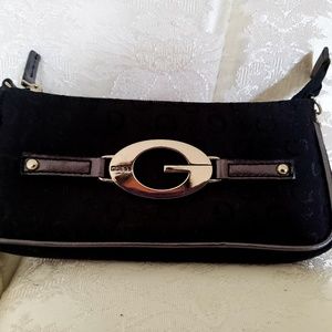Guess wristlet